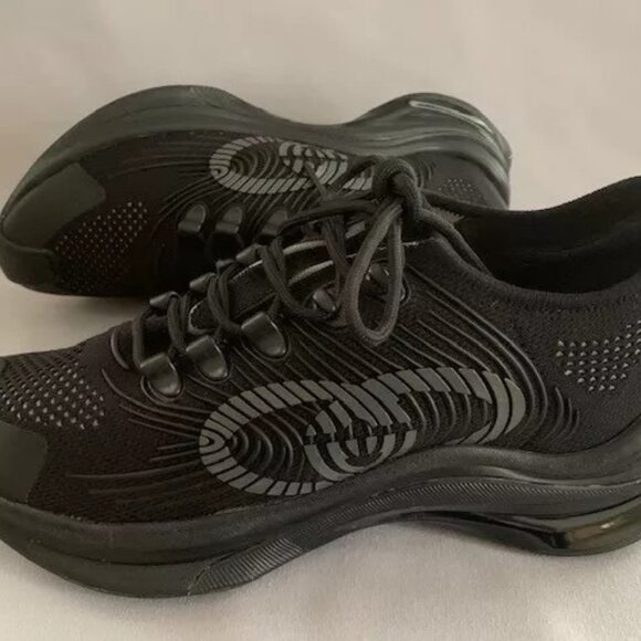 Gucci black “Run” sneakers, “Tech Multi Wave” sz 41.5 - Picture 1 of 8